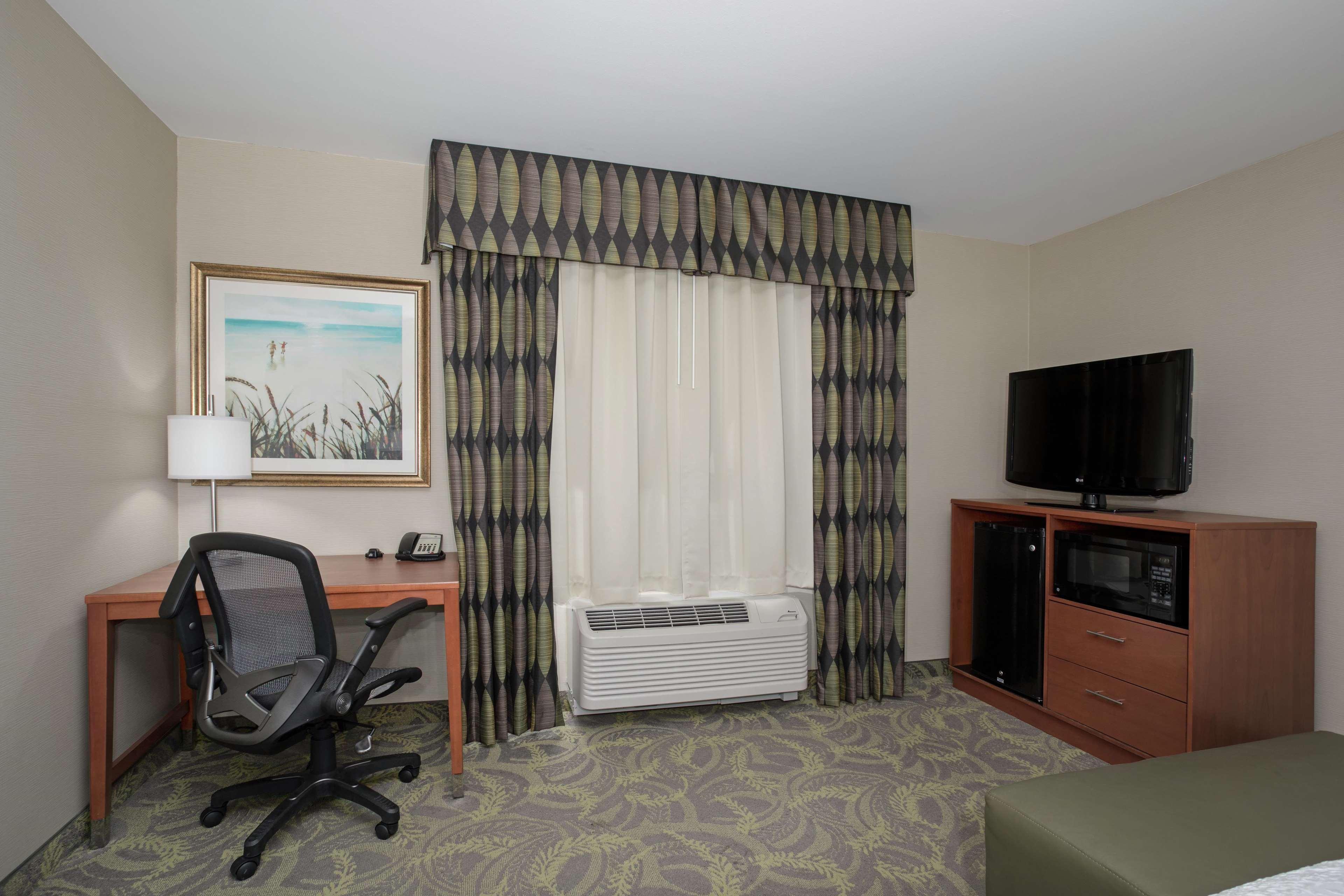 Hampton Inn & Suites Асторія Екстер'єр фото