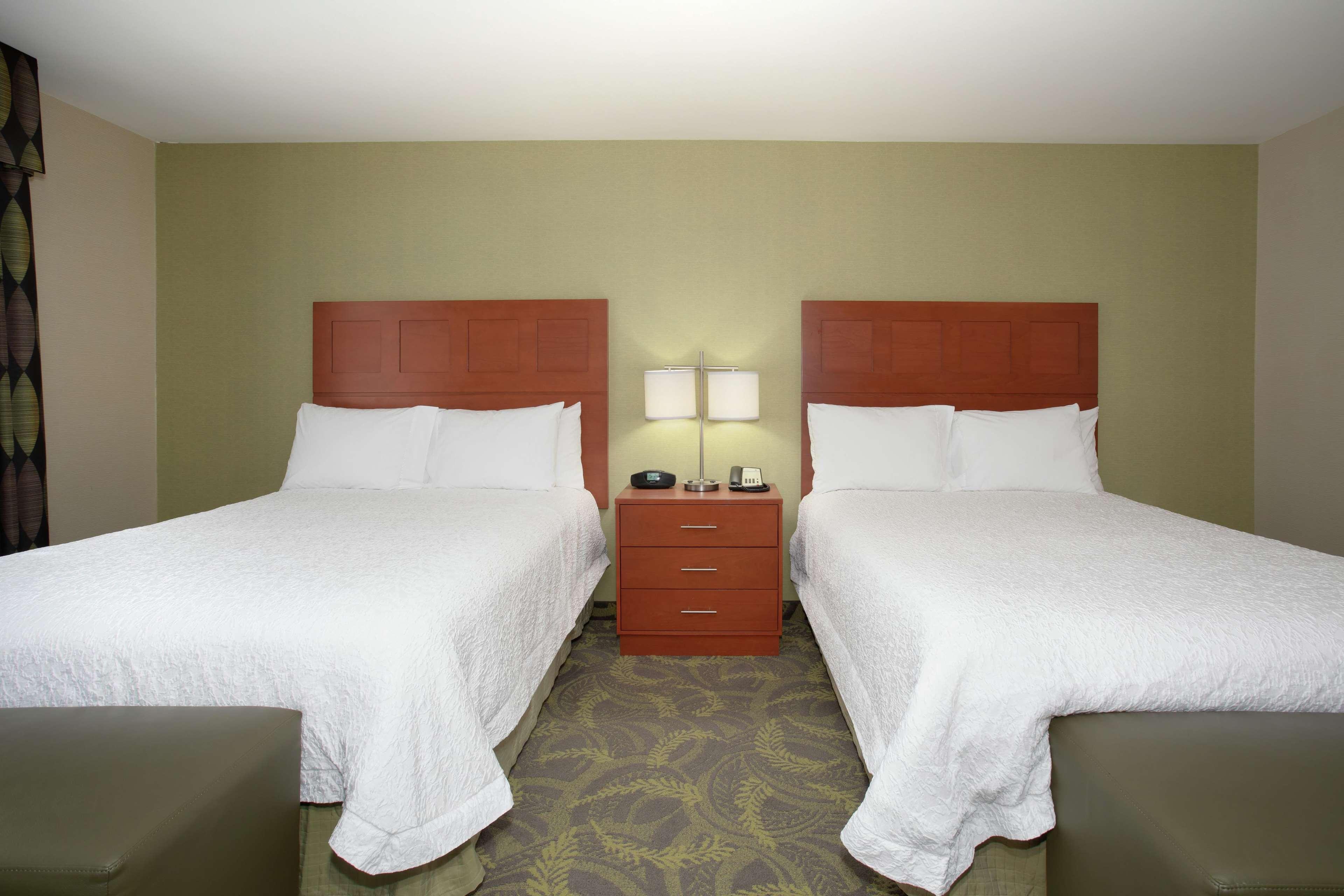 Hampton Inn & Suites Асторія Екстер'єр фото