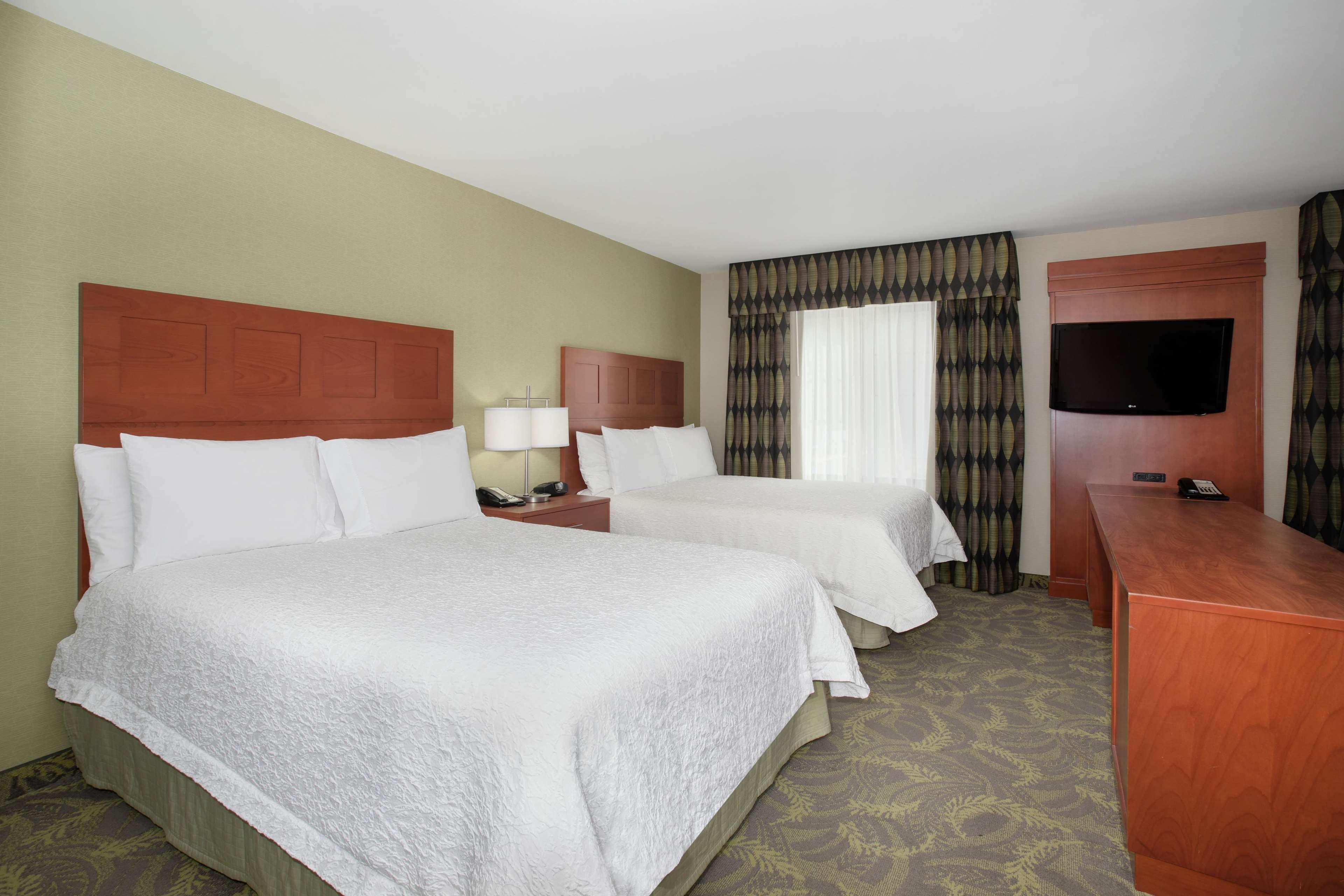 Hampton Inn & Suites Асторія Екстер'єр фото