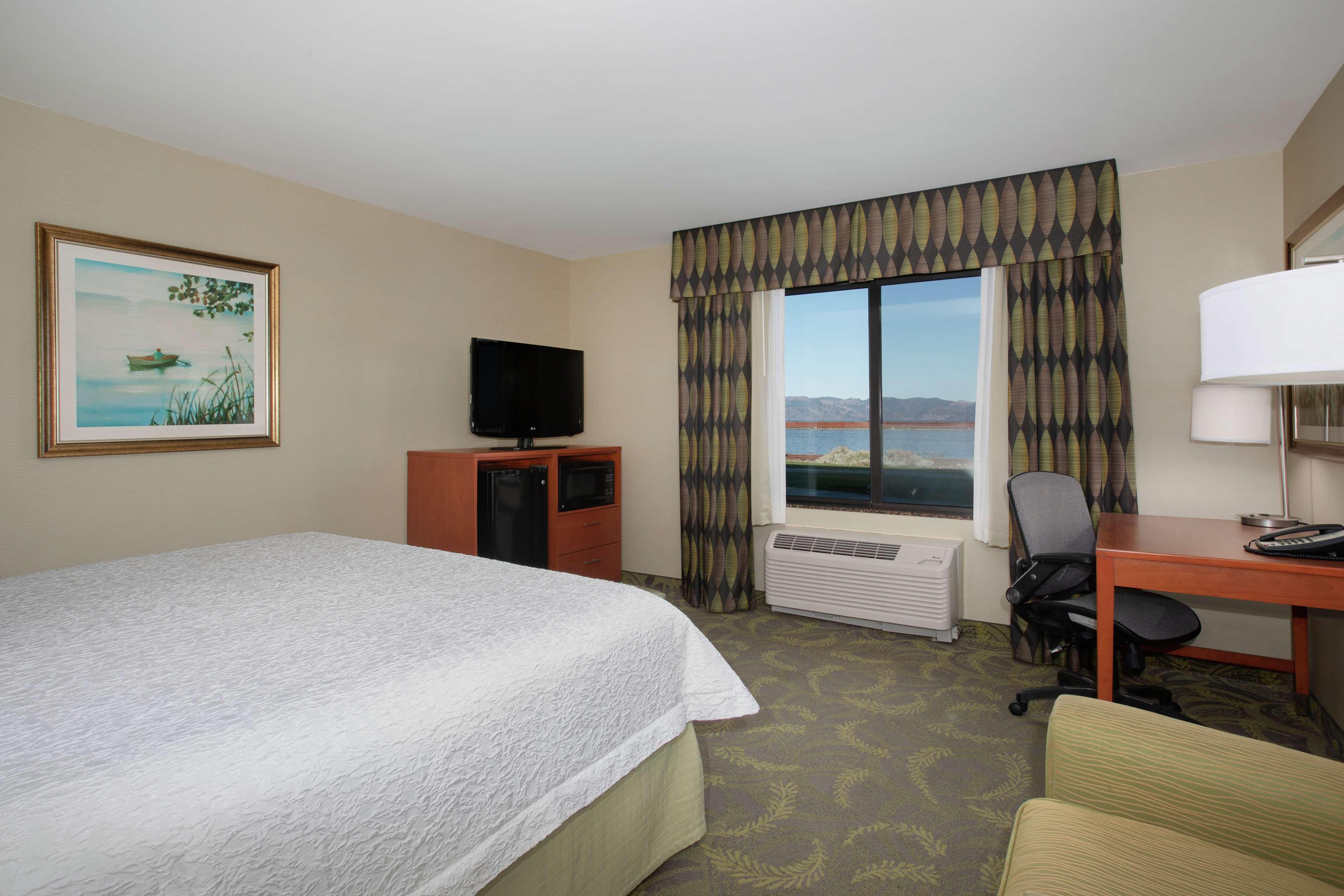 Hampton Inn & Suites Асторія Екстер'єр фото