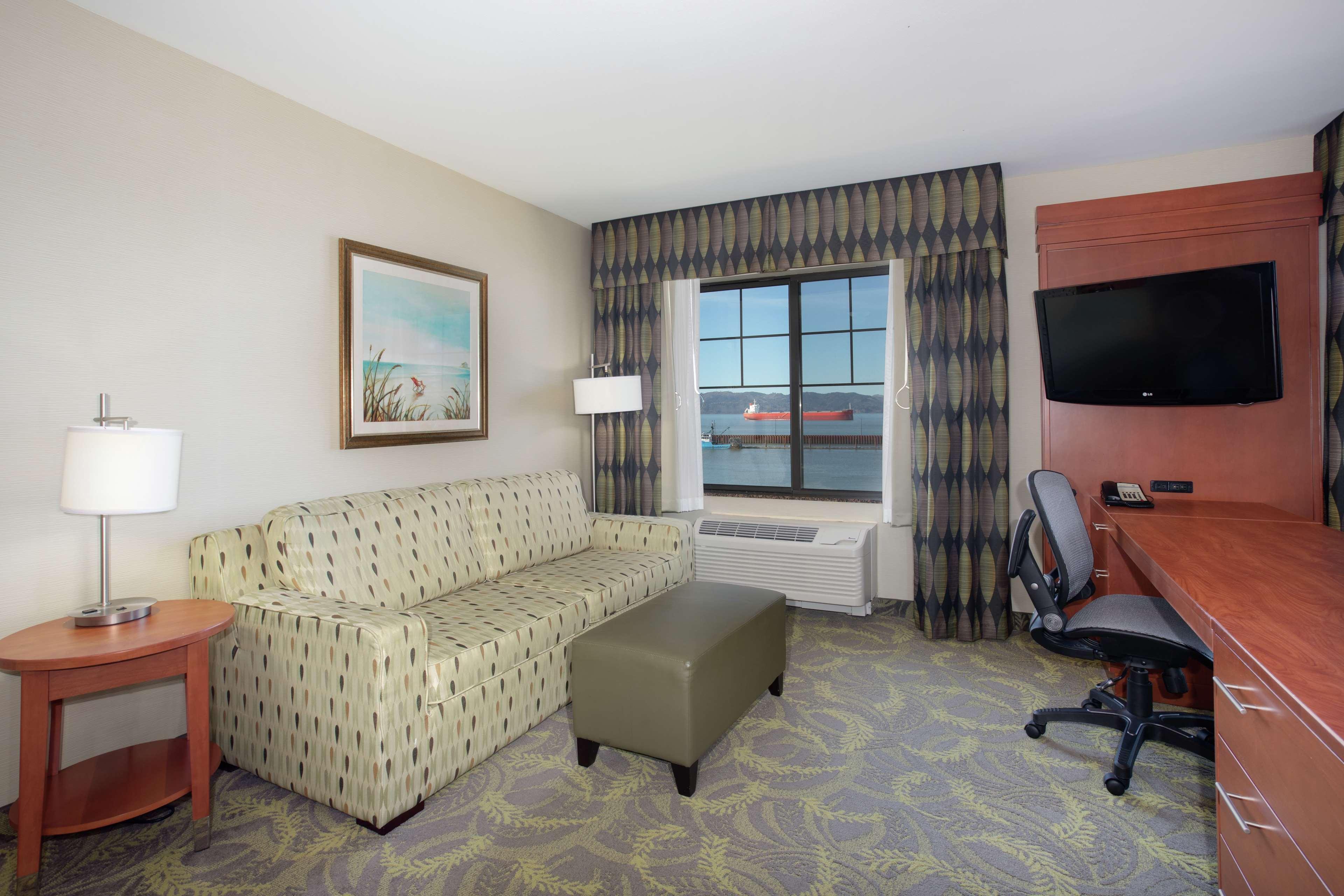 Hampton Inn & Suites Асторія Екстер'єр фото