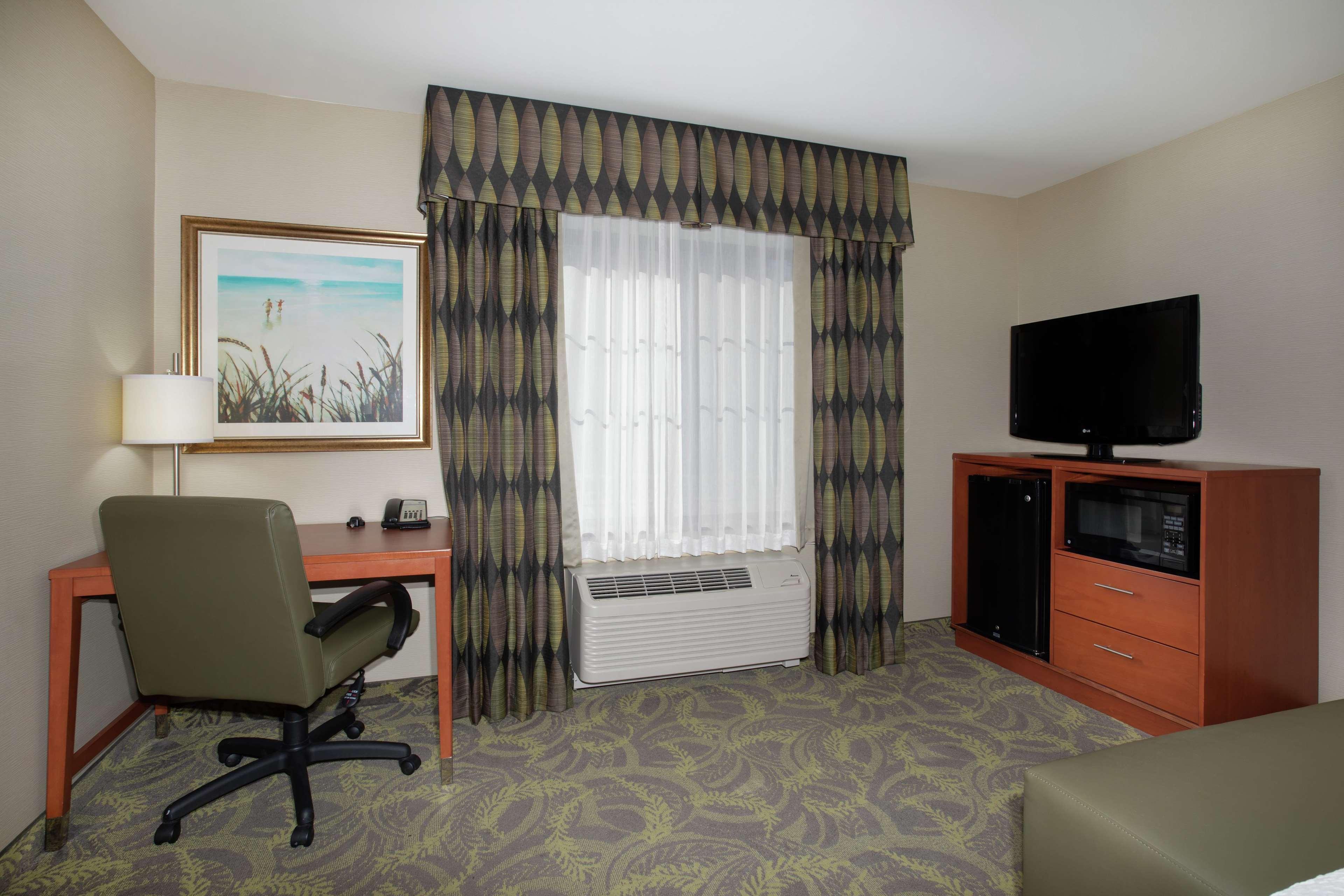Hampton Inn & Suites Асторія Екстер'єр фото