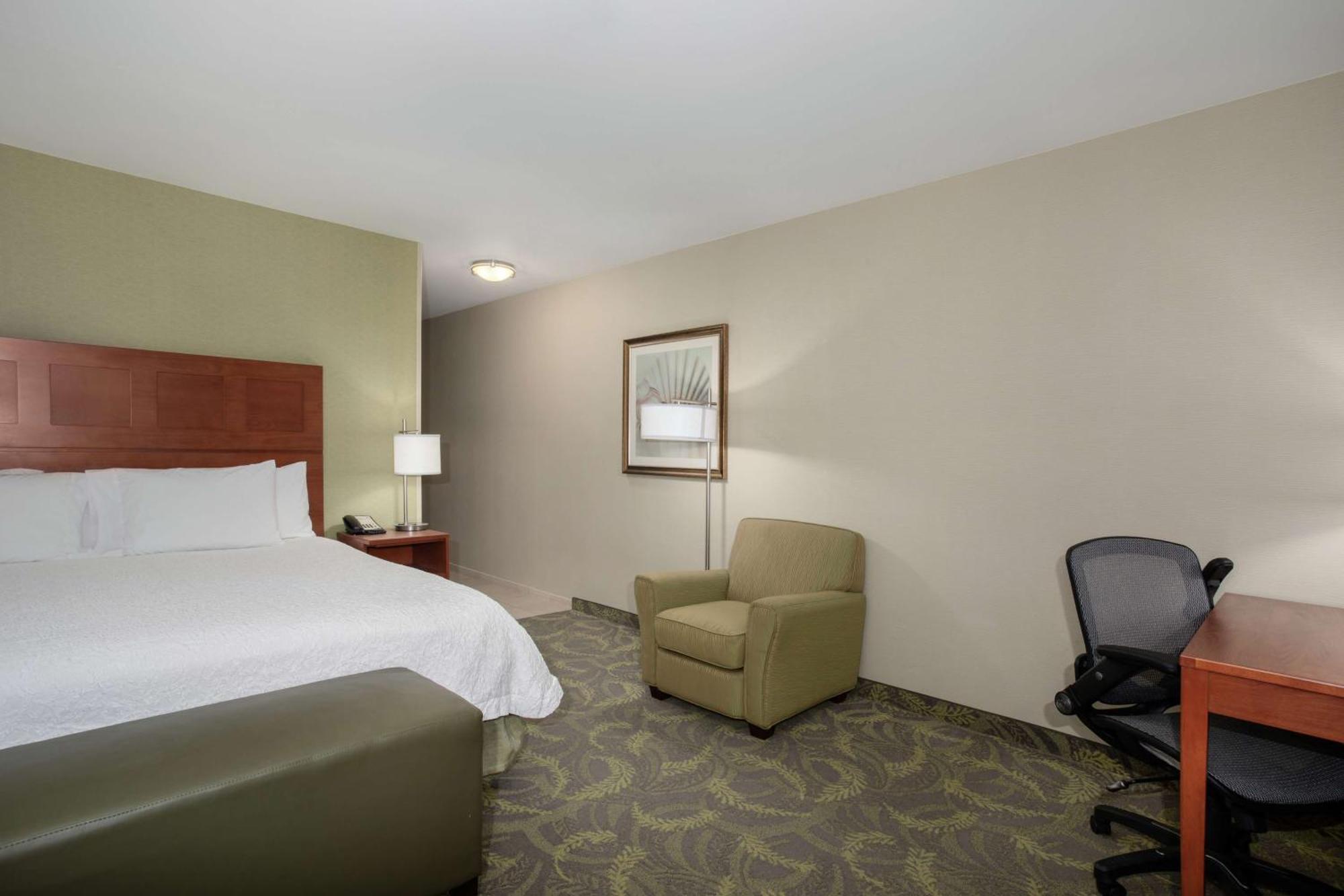Hampton Inn & Suites Асторія Екстер'єр фото